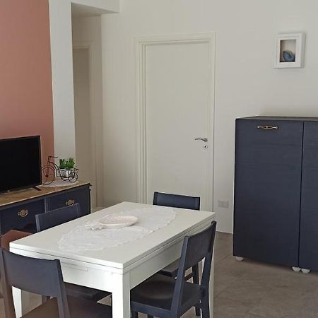 Casa Clara Al Mare Nel Salento Apartment Santa Maria al Bagno Luaran gambar