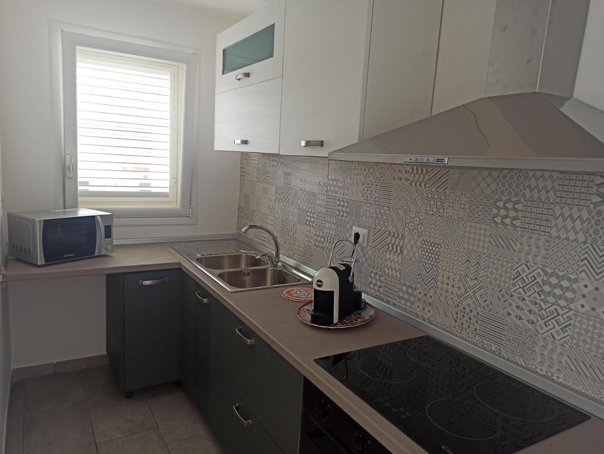 Casa Clara Al Mare Nel Salento Apartment Santa Maria al Bagno Luaran gambar